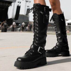 New tall combat boot 🔥